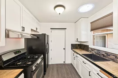 72 Bellevue Avenue, Napa, CA 94558 - Photo 18