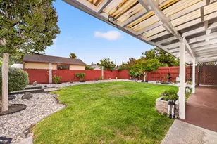 72 Bellevue Ave, Napa, CA 94558 - Photo 32
