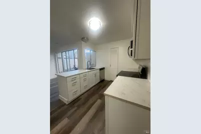113 Oliva Court #E, Novato, CA 94947 - Photo 4