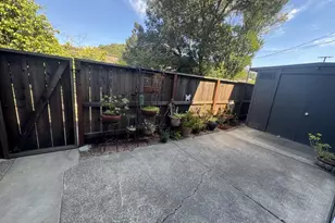 1080 Los Gamos Rd, San Rafael, CA 94903 - Photo 18