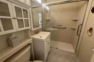 1080 Los Gamos Rd, San Rafael, CA 94903 - Photo 12