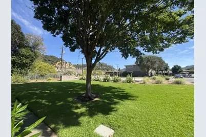 1080 Los Gamos Road #A, San Rafael, CA 94903 - Photo 2