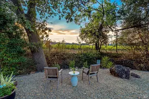 1261 Spring Brook Ct, Saint Helena, CA 94574 - Photo 2