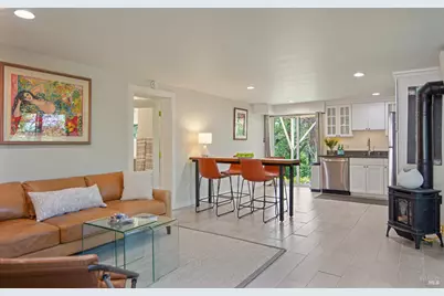 17217 Hillcrest Avenue, Sonoma, CA 95476 - Photo 20