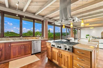 951 Meadowsweet Drive, Corte Madera, CA 94925 - Photo 10