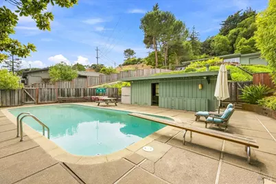 951 Meadowsweet Drive, Corte Madera, CA 94925 - Photo 38