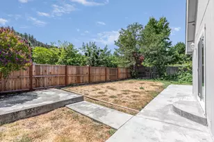 131 William Cir, Cloverdale, CA 95425 - Photo 32