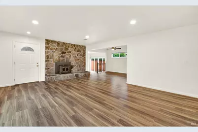2081 Coronado Avenue, Napa, CA 94559 - Photo 8