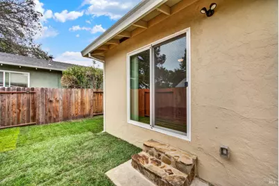 2081 Coronado Avenue, Napa, CA 94559 - Photo 32