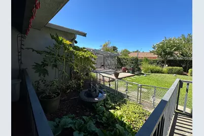107 Greg Court, Vacaville, CA 95687 - Photo 24