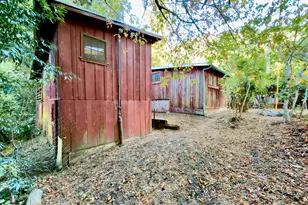 2001 Redwood Dr, Healdsburg, CA 95448 - Photo 20