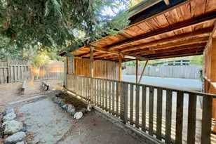 2001 Redwood Dr, Healdsburg, CA 95448 - Photo 16