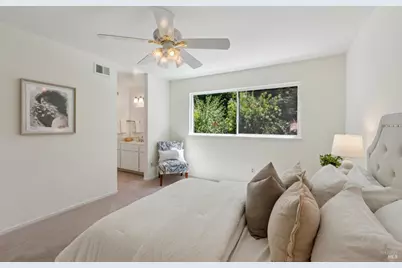 12 Elegant Tern Road, Novato, CA 94949 - Photo 32