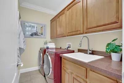 130 W C Street, Benicia, CA 94510 - Photo 24