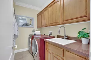 130 W C St, Benicia, CA 94510 - Photo 24
