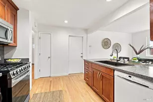 29 Tradewind Passage, Corte Madera, CA 94925 - Photo 8