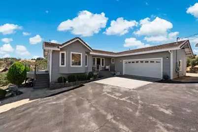 3854 Ciarlo Lane, Vacaville, CA 95688 - Photo 2