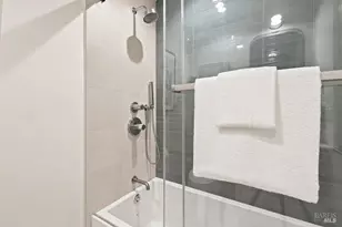 105 Headlands Ct, Sausalito, CA 94965 - Photo 32