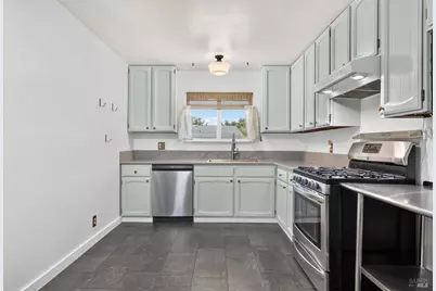 235 N Foothill Boulevard, Cloverdale, CA 95425 - Photo 12