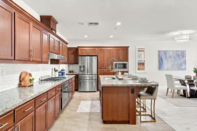 7042 Cardinal Court, Vacaville, CA 95687 - Photo 6