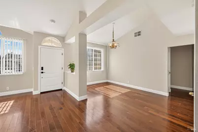 370 Engell Court, Suisun City, CA 94585 - Photo 4
