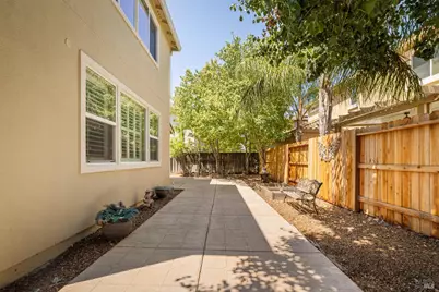 1067 N Station Drive, Vacaville, CA 95688 - Photo 54