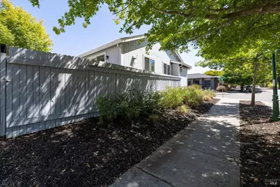 2589 Zircon Place, Santa Rosa, CA 95404 - Photo 34