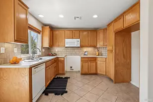 330 Watson Hollow Dr, Rio Vista, CA 94571 - Photo 14