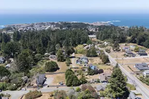 10490 Blair St, Mendocino, CA 95460 - Photo 2