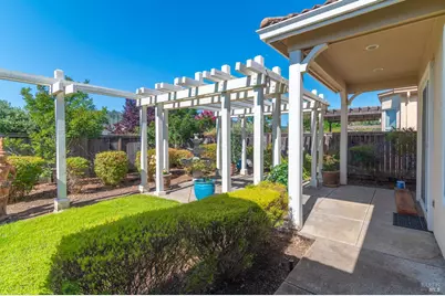 7541 Walnut Orchard Way, Santa Rosa, CA 95409 - Photo 10