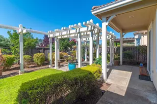 7541 Walnut Orchard Way, Santa Rosa, CA 95409 - Photo 10
