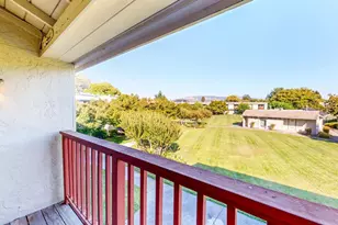 1041 Golf Course Dr, Rohnert Park, CA 94928 - Photo 32