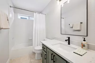 2032 Easton Drive, Petaluma, CA 94952 - Photo 22