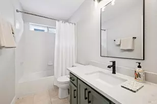 2032 Easton Dr, Petaluma, CA 94952 - Photo 22