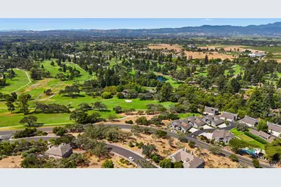 1167 Castle Oaks Drive, Napa, CA 94558 - Photo 18