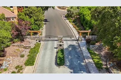 1167 Castle Oaks Drive, Napa, CA 94558 - Photo 4