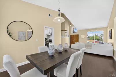 219 Berkshire Court, Vacaville, CA 95687 - Photo 16