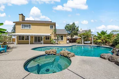 219 Berkshire Court, Vacaville, CA 95687 - Photo 70