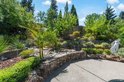 219 Berkshire Court, Vacaville, CA 95687 - Photo 76