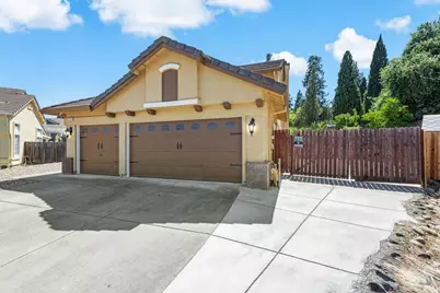 219 Berkshire Court, Vacaville, CA 95687 - Photo 4