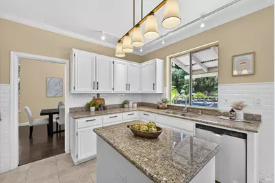 219 Berkshire Court, Vacaville, CA 95687 - Photo 22
