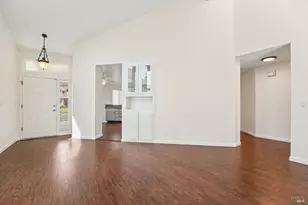 5059 Lakeview Cir, Fairfield, CA 94534 - Photo 8