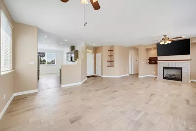 412 Marshcreek Drive, American Canyon, CA 94503 - Photo 6