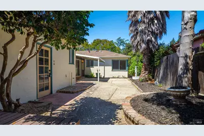 873 Blossom Way, Hayward, CA 94541 - Photo 34