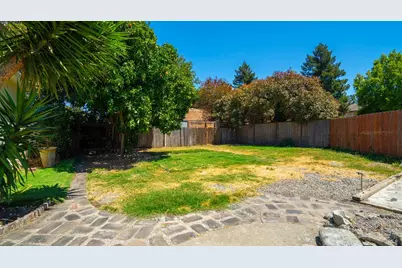 873 Blossom Way, Hayward, CA 94541 - Photo 38