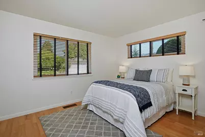 2 Oakhurst Place, Santa Rosa, CA 95409 - Photo 24