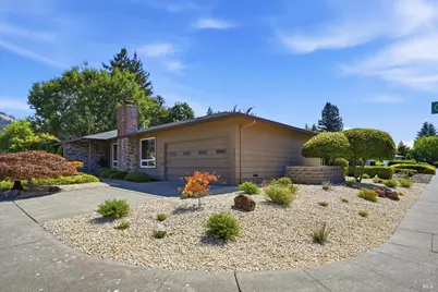 2 Oakhurst Place, Santa Rosa, CA 95409 - Photo 28