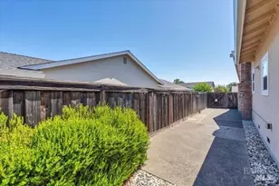 180 Apollo Ct, Novato, CA 94947 - Photo 34