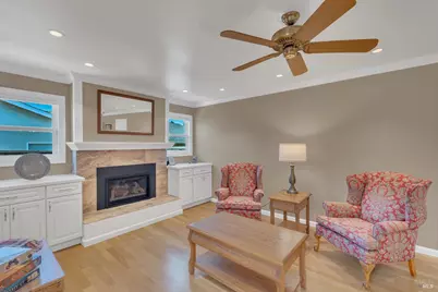 180 Apollo Court, Novato, CA 94947 - Photo 14