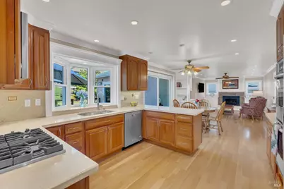180 Apollo Court, Novato, CA 94947 - Photo 10